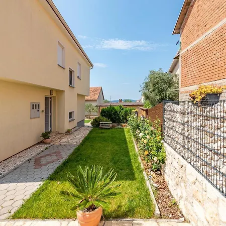 Lejlighed Lovely In With Wifi *