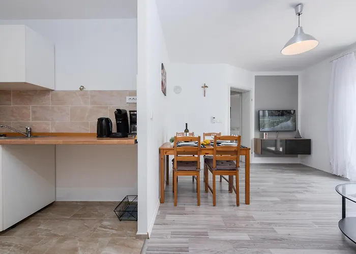 Lovely In With Wifi Zadar