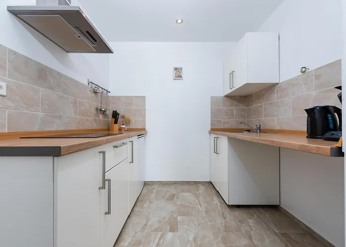 Lejlighed Lovely In With Wifi Zadar