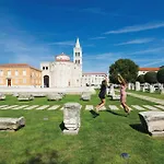 Stunning Apartment In Zadar With Wifi Appartement *