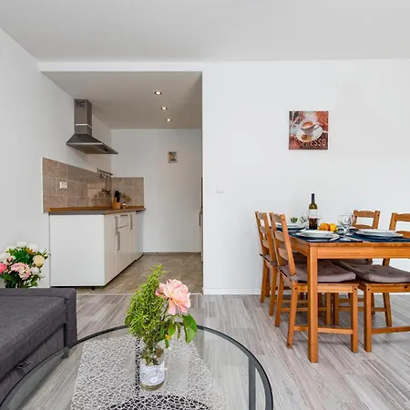 Appartement Stunning Apartment In Zadar With Wifi Zadar